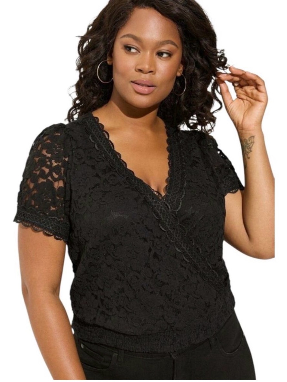 Torrid STRETCH LACE SURPLICE CROP TOP DEEP BLACK Size 2/2X feminine sexy date